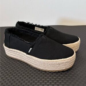 New TOM’S Valencia Black Canvas Espadrilles Sz 5